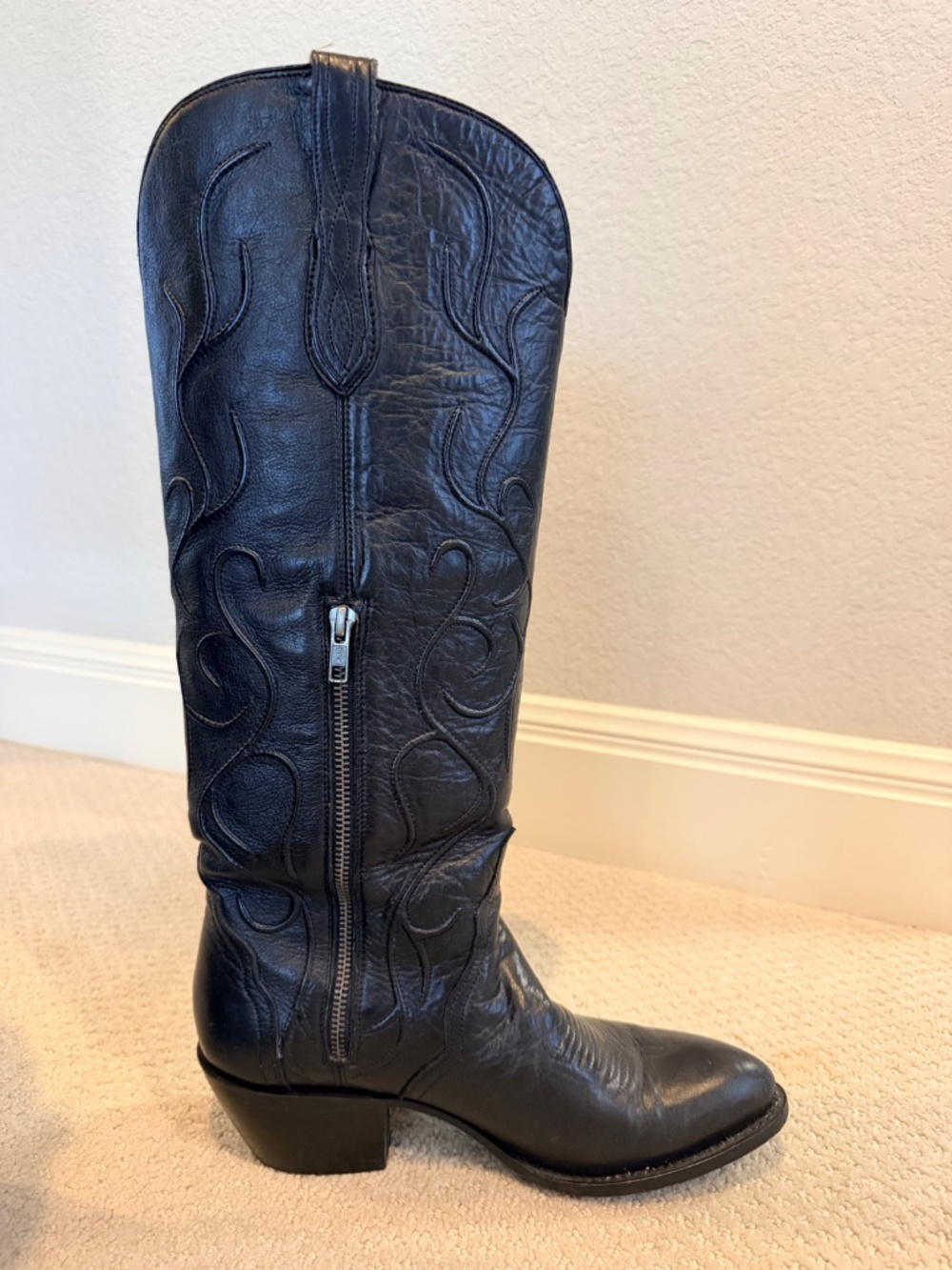 Lucchese Women's Black Cowboy Boots, Size 9 - Picture 3 of 7